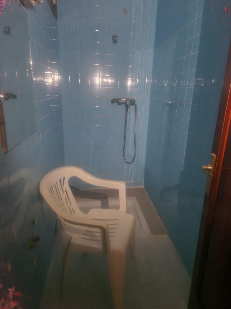 4 bedroom Flat for sale in Alzira - € 120,000 (Ref: 9738532)