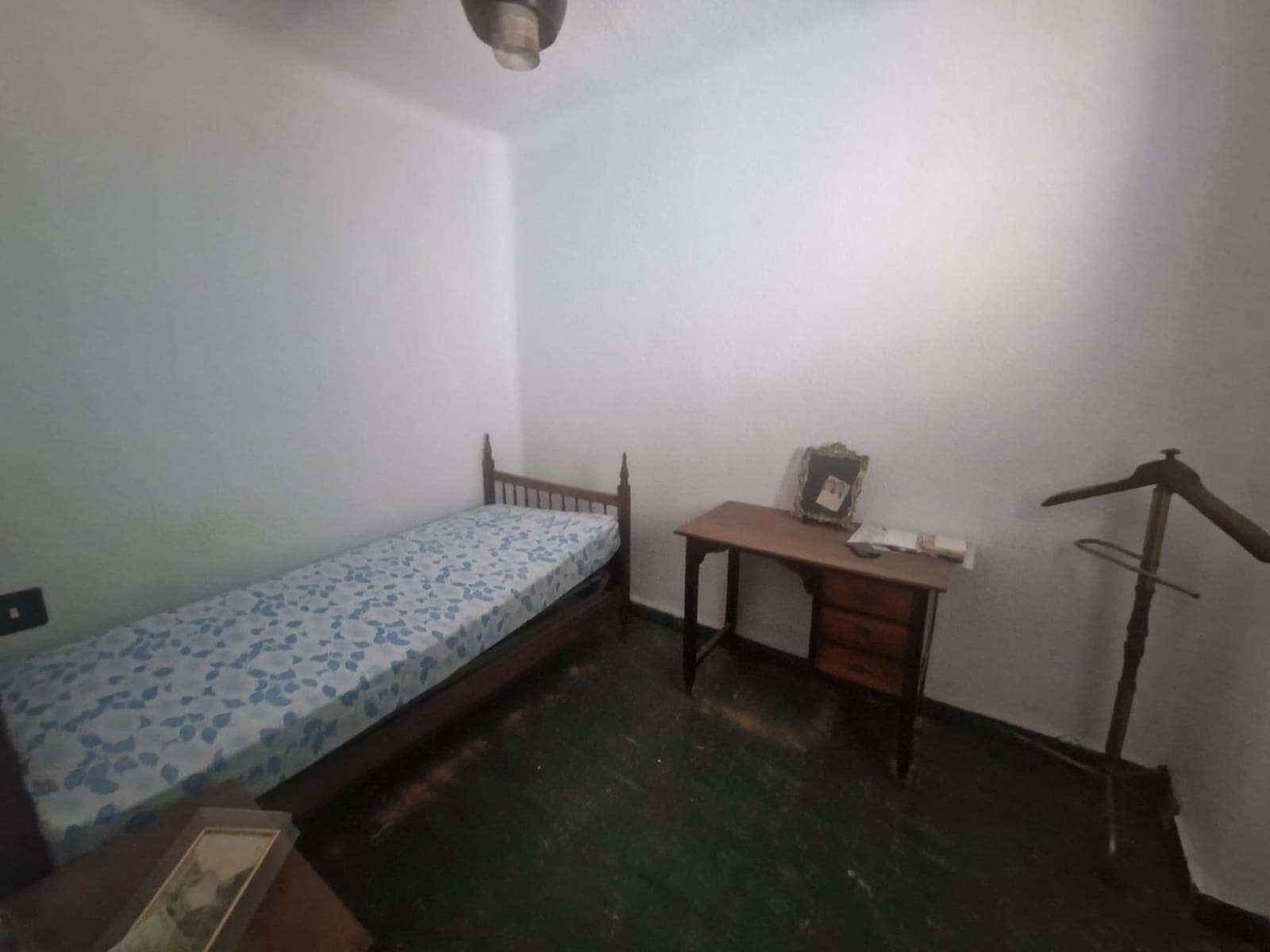 4 bedroom Flat for sale in Alzira - € 120,000 (Ref: 9738532)