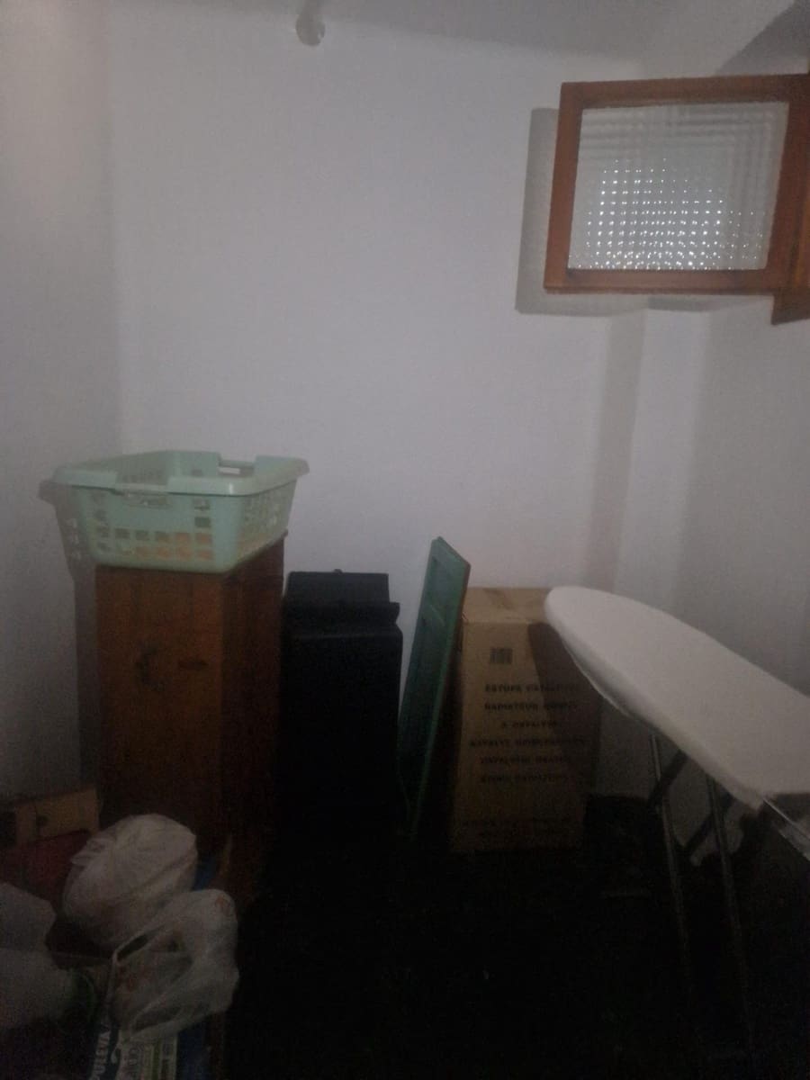 4 bedroom Flat for sale in Alzira - € 120,000 (Ref: 9738532)