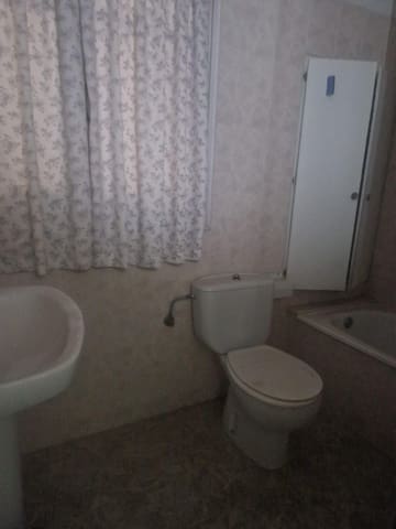 4 bedroom Flat for sale in Alzira - € 120,000 (Ref: 9738532)