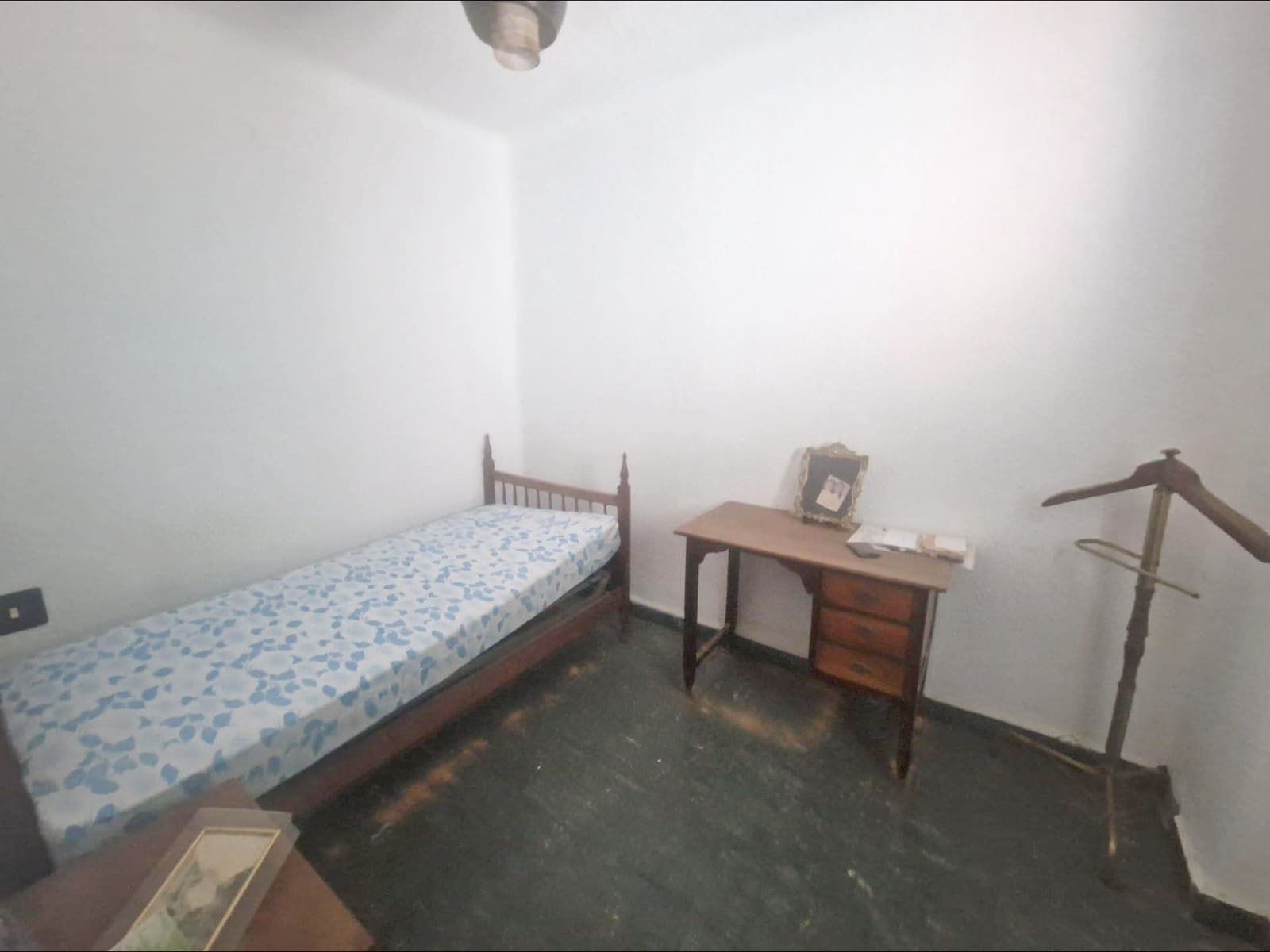 4 bedroom Flat for sale in Alzira - € 120,000 (Ref: 9738532)
