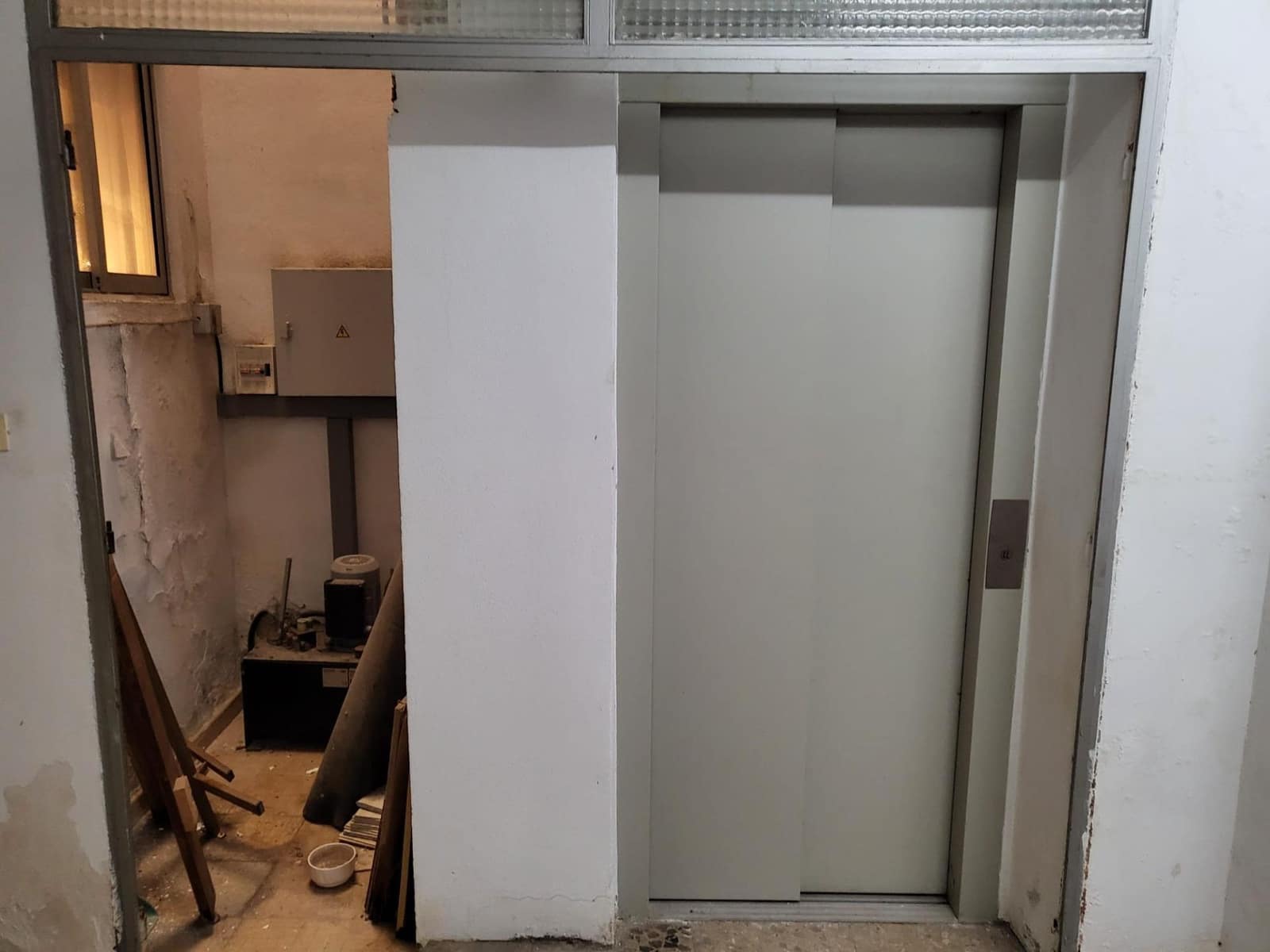 5 bedroom Apartment for sale in Alzira with garage - € 155,000 (Ref: 9738534)