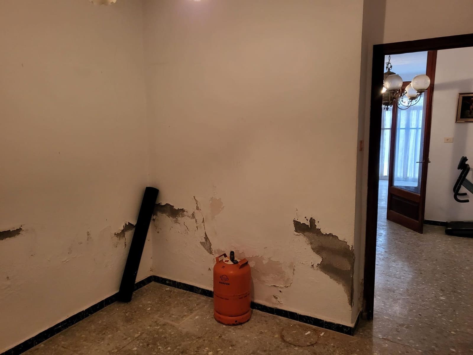 5 bedroom Apartment for sale in Alzira with garage - € 155,000 (Ref: 9738534)