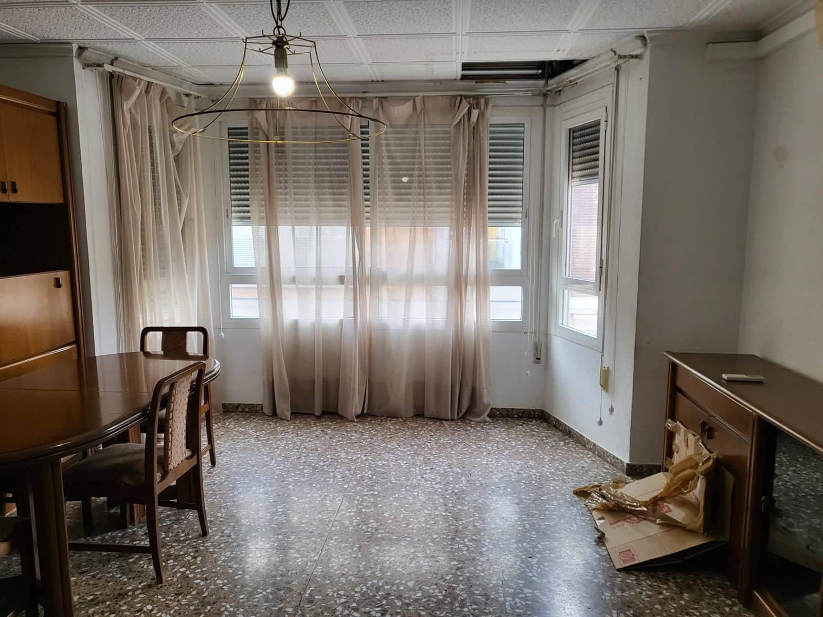 5 bedroom Apartment for sale in Alzira with garage - € 155,000 (Ref: 9738534)