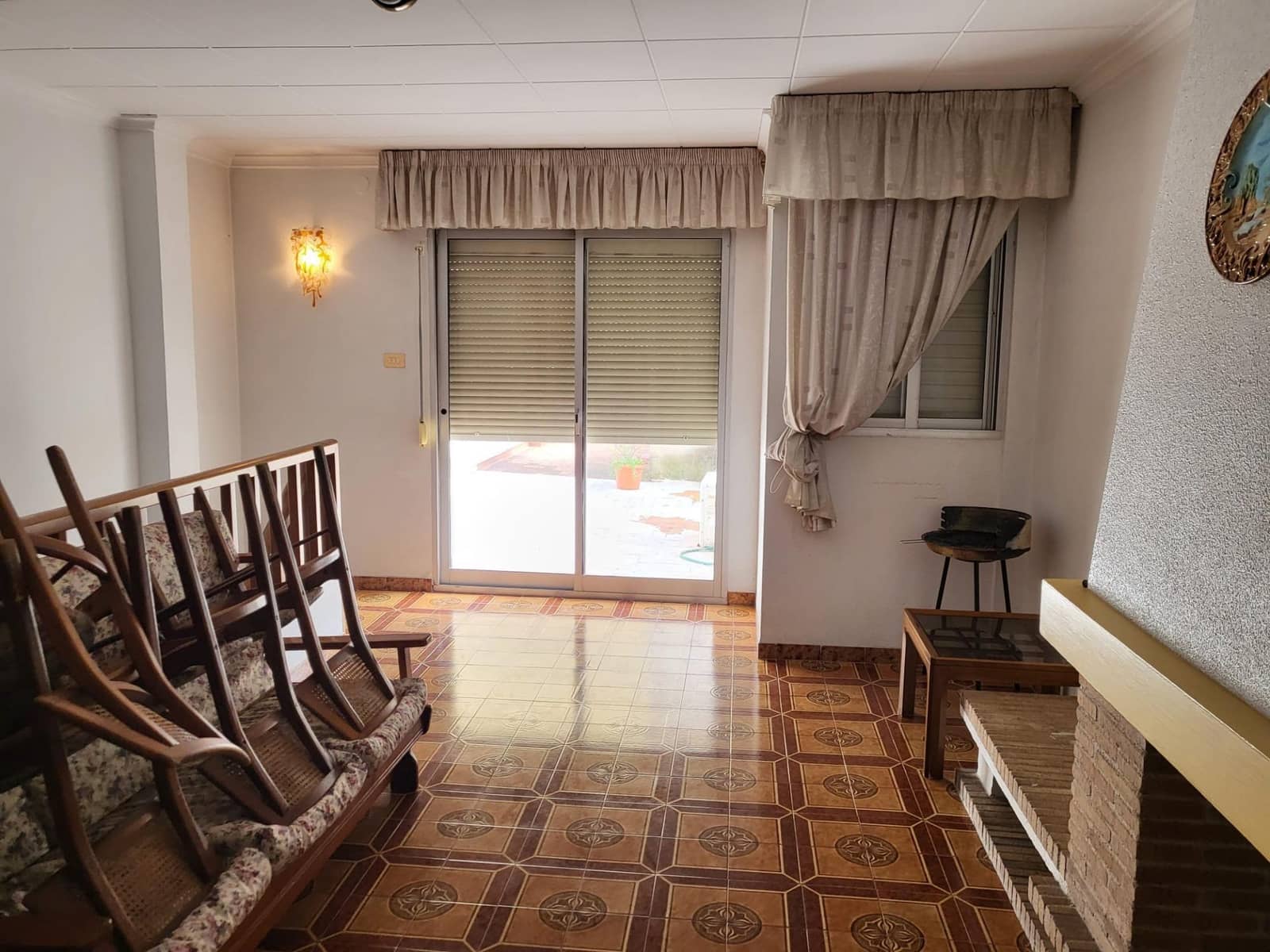 5 bedroom Apartment for sale in Alzira with garage - € 155,000 (Ref: 9738534)