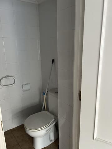 Commercial for sale in Alzira - € 50,000 (Ref: 9741716)