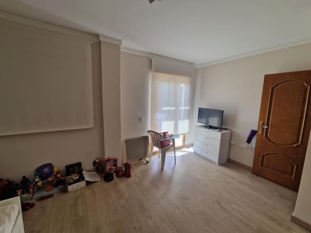 6 Zimmer Reihenhaus zu verkaufen in Rafelguaraf mit Garage - 160.000 € (Ref: 9741717)