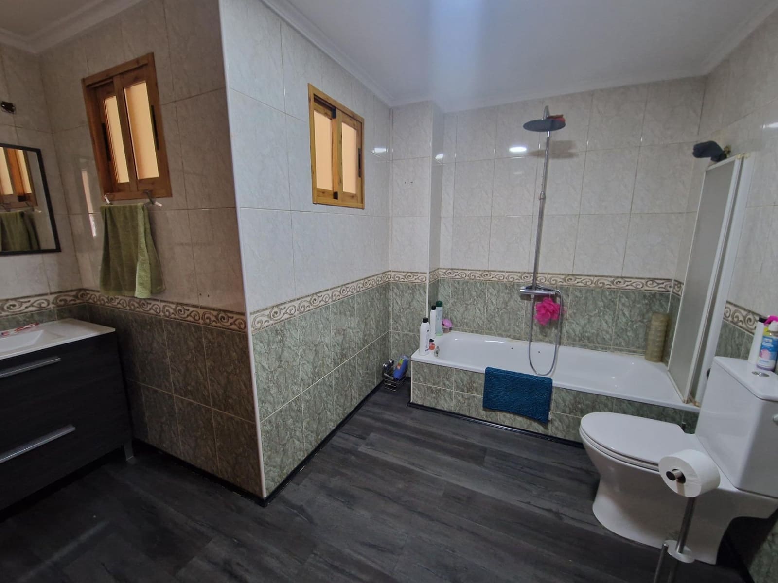 6 bedroom Terraced Villa for sale in Rafelguaraf with garage - € 160,000 (Ref: 9741717)