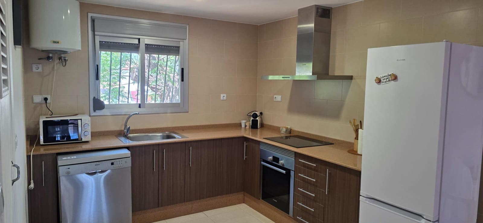 3 chambre Villa/Maison à vendre à Alzira avec piscine - 240 000 € (Ref: 9788373)