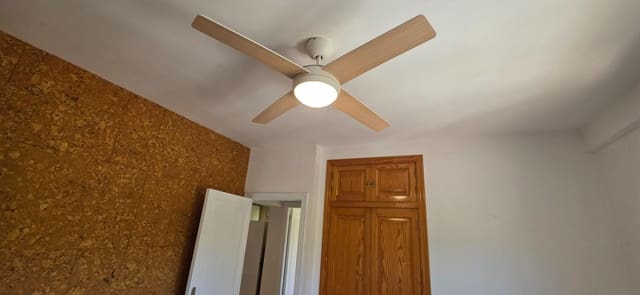 3 chambre Villa/Maison à vendre à Alzira avec piscine - 240 000 € (Ref: 9788373)