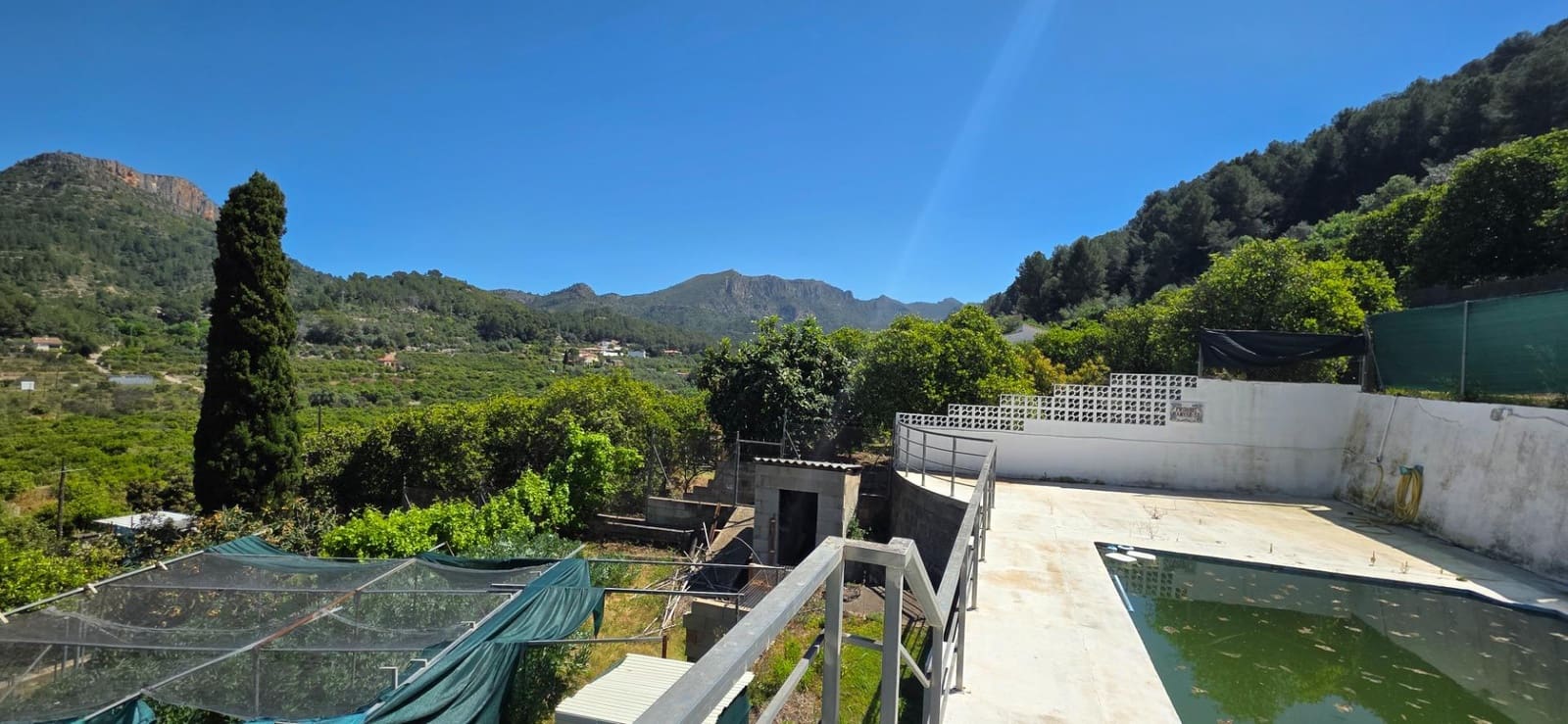 3 chambre Villa/Maison à vendre à Alzira avec piscine - 240 000 € (Ref: 9788373)