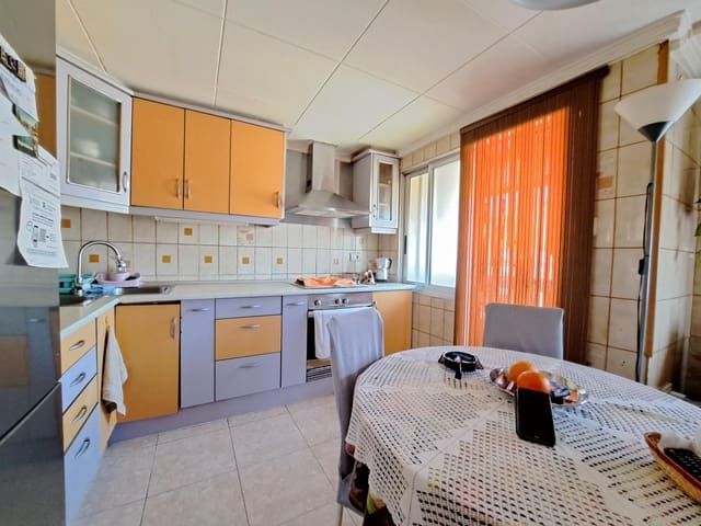 3 quarto Apartamento para venda em Alzira - 120 000 € (Ref: 9797058)