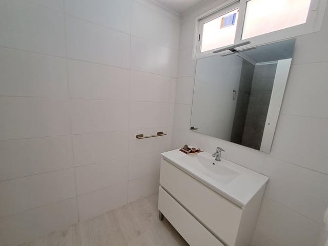 Omakotitalo myytävänä paikassa Antella - 110 000 € (Ref: 9797060)