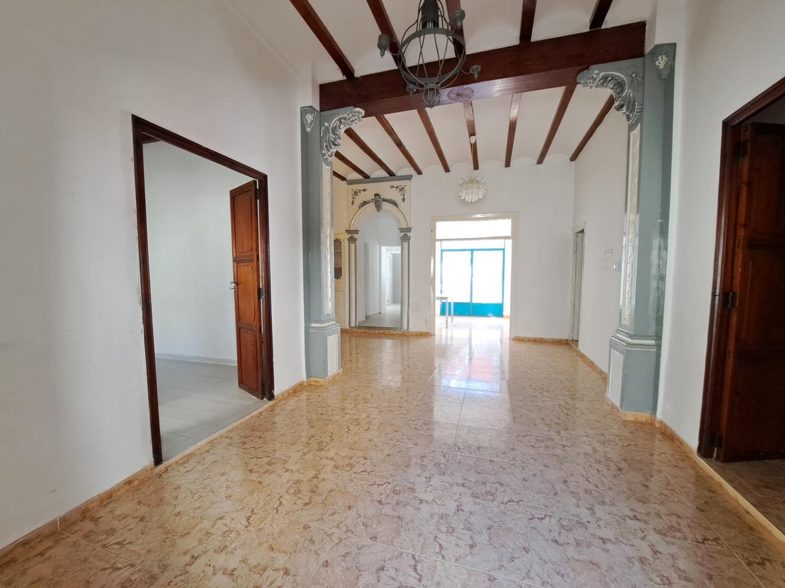 Omakotitalo myytävänä paikassa Antella - 110 000 € (Ref: 9797060)