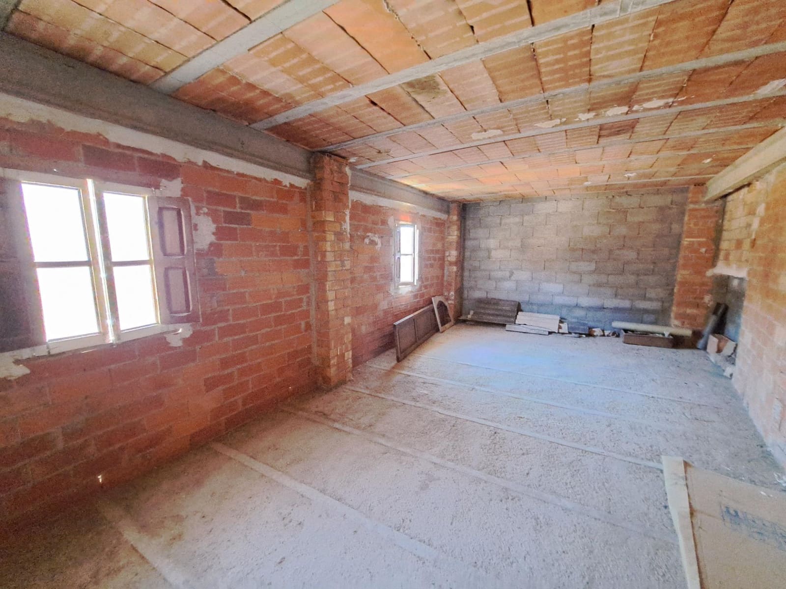 Omakotitalo myytävänä paikassa Antella - 110 000 € (Ref: 9797060)