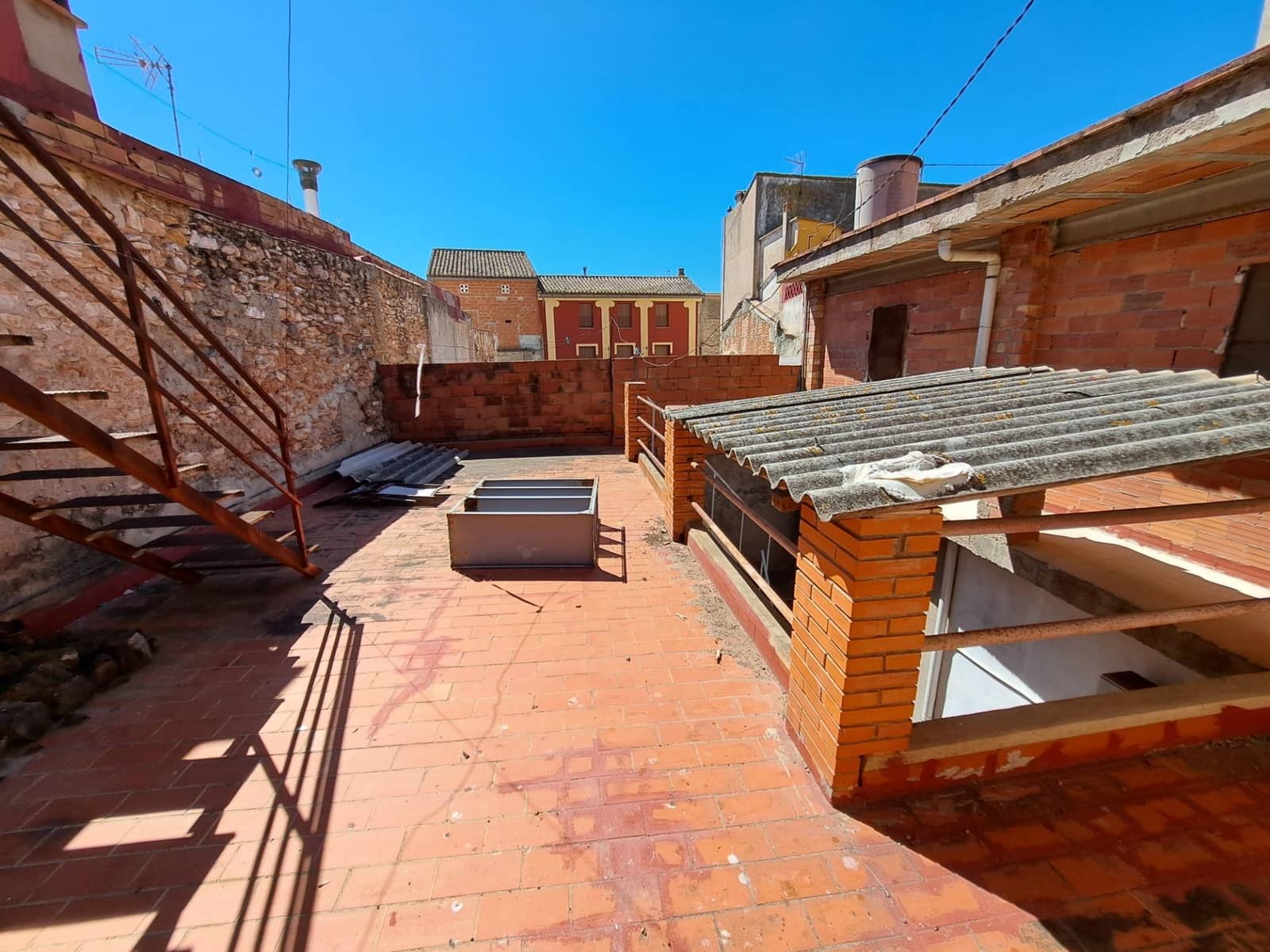 Omakotitalo myytävänä paikassa Antella - 110 000 € (Ref: 9797060)