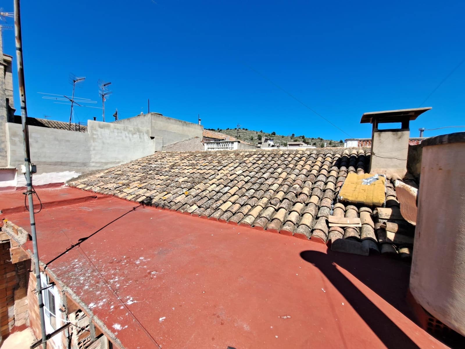 Omakotitalo myytävänä paikassa Antella - 110 000 € (Ref: 9797060)