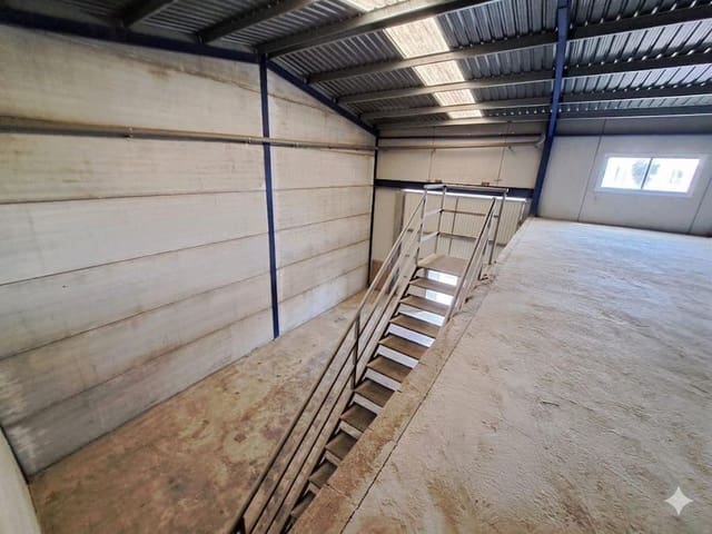 Företag till salu i La Pobla Llarga - 100 000 € (Ref: 9799217)