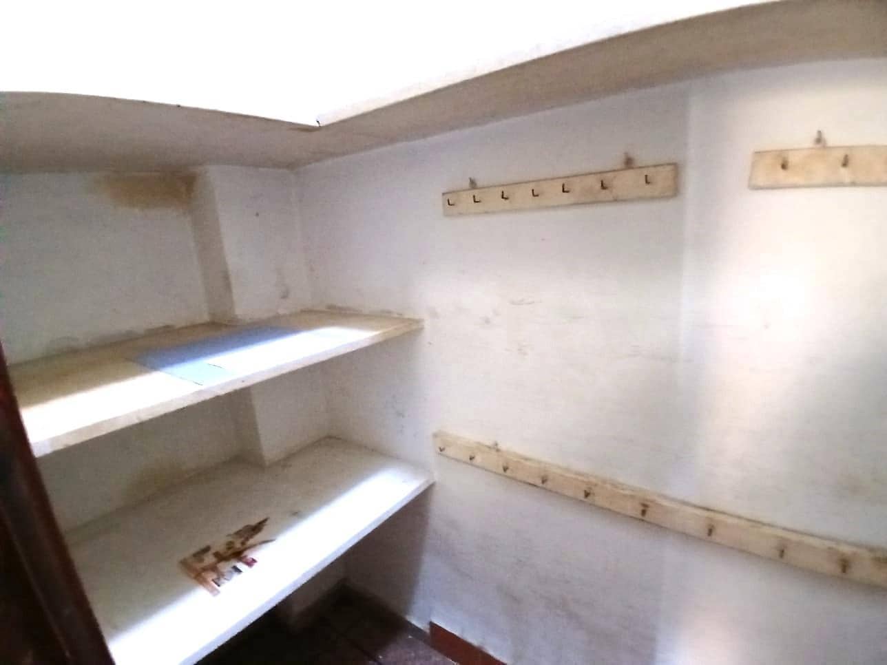 5 bedroom Apartment for sale in Carcaixent - € 120,000 (Ref: 9806448)