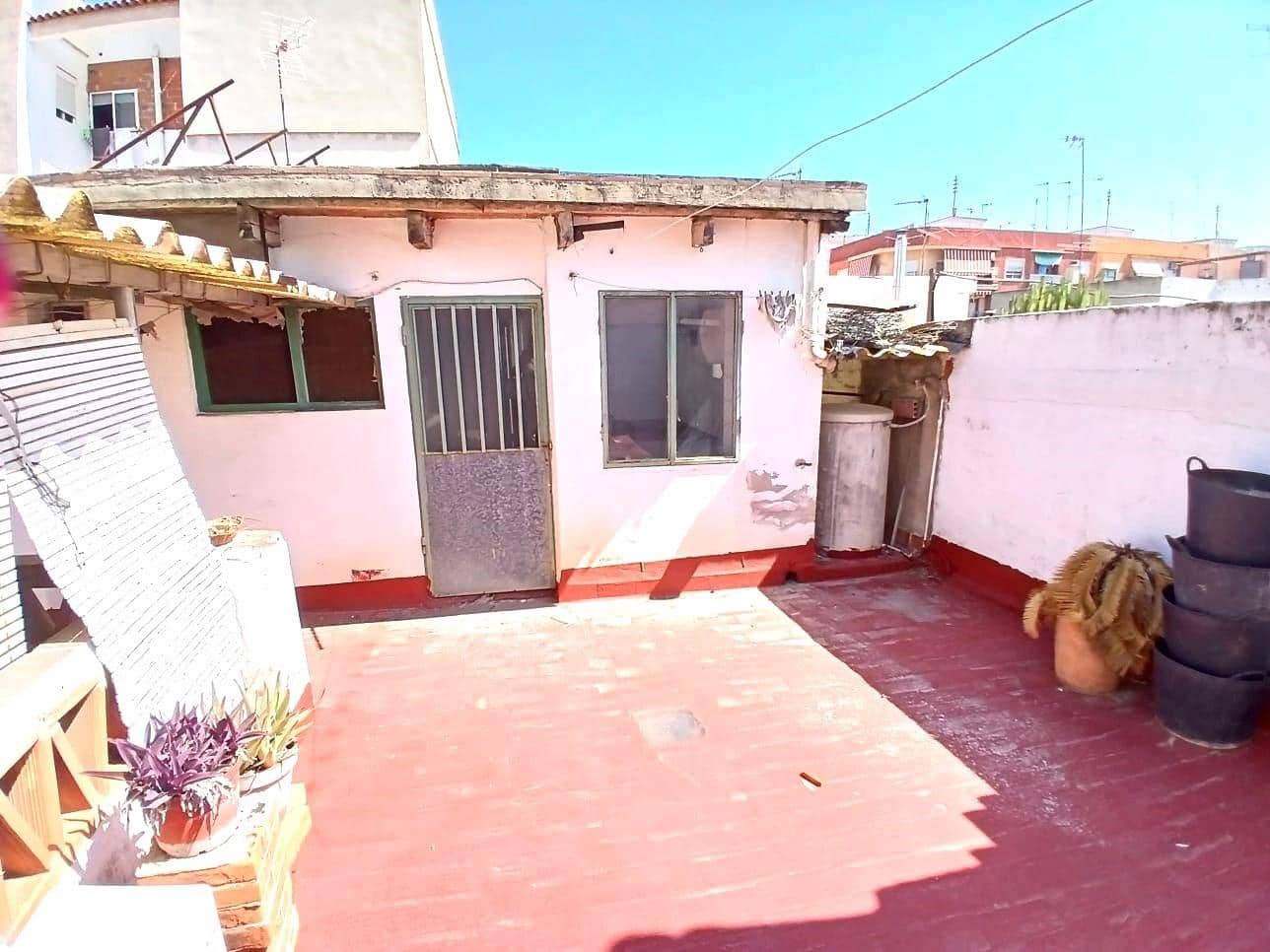 5 bedroom Apartment for sale in Carcaixent - € 120,000 (Ref: 9806448)