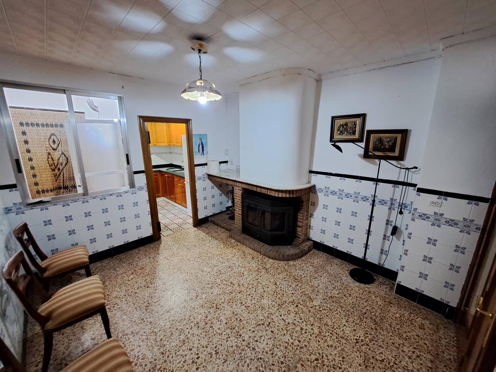 4 bedroom Townhouse for sale in Alzira - € 150,000 (Ref: 9807932)