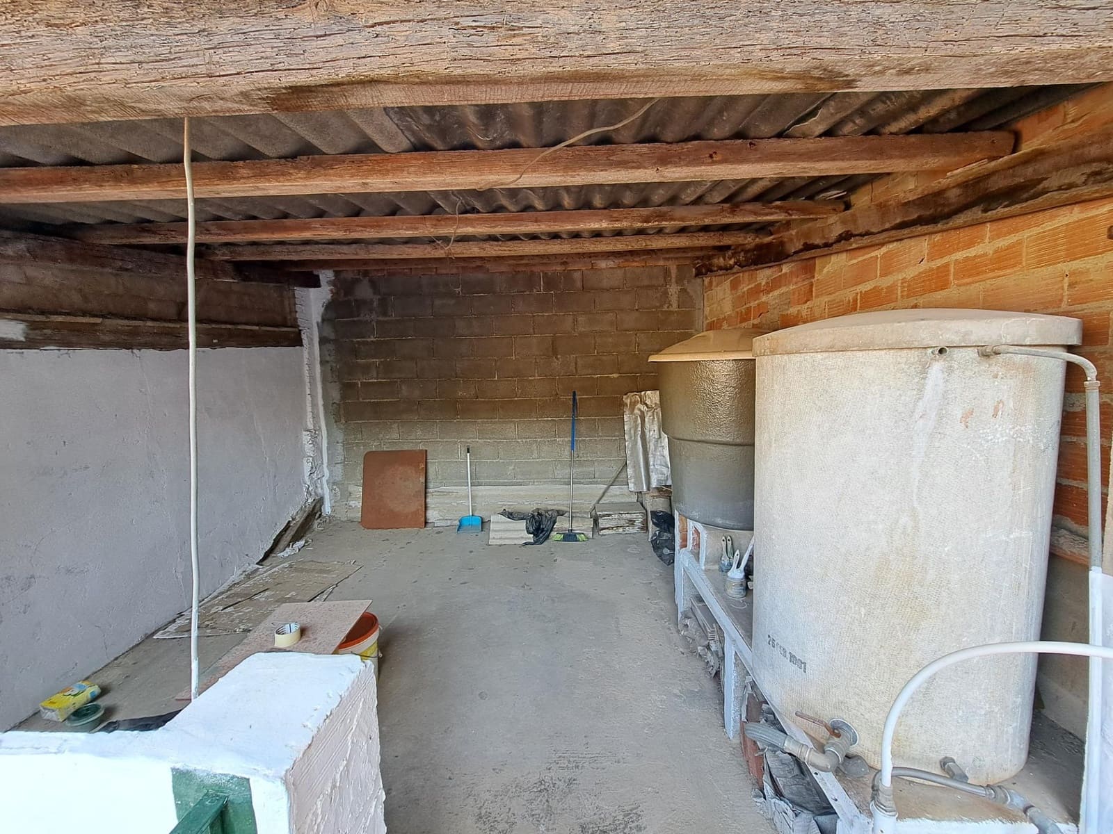 4 bedroom Townhouse for sale in Alzira - € 150,000 (Ref: 9807932)