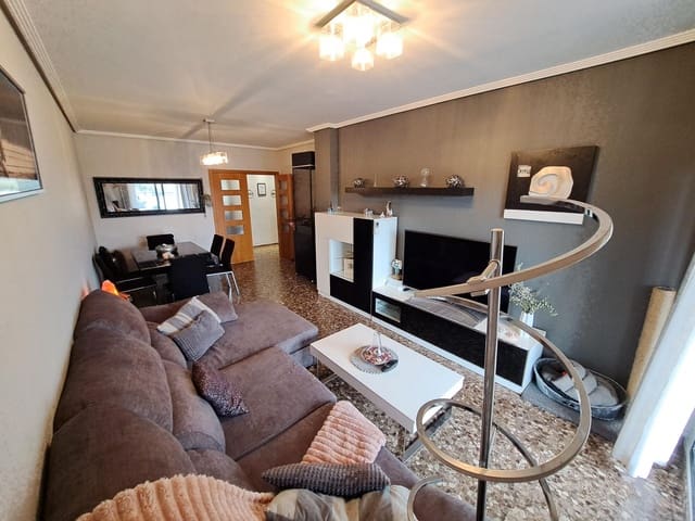 3 makuuhuone Asunto myytävänä paikassa Alzira - 200 000 € (Ref: 9818178)