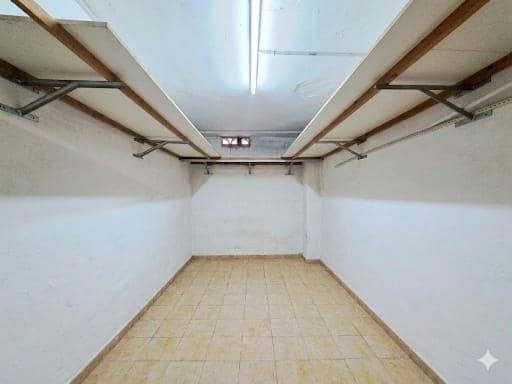 Garage till salu i Alzira - 25 000 € (Ref: 9818179)