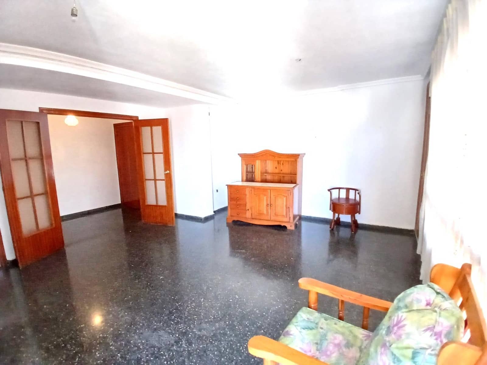 4 soverom Leilighet til salgs i Alberic - € 130 000 (Ref: 9822893)