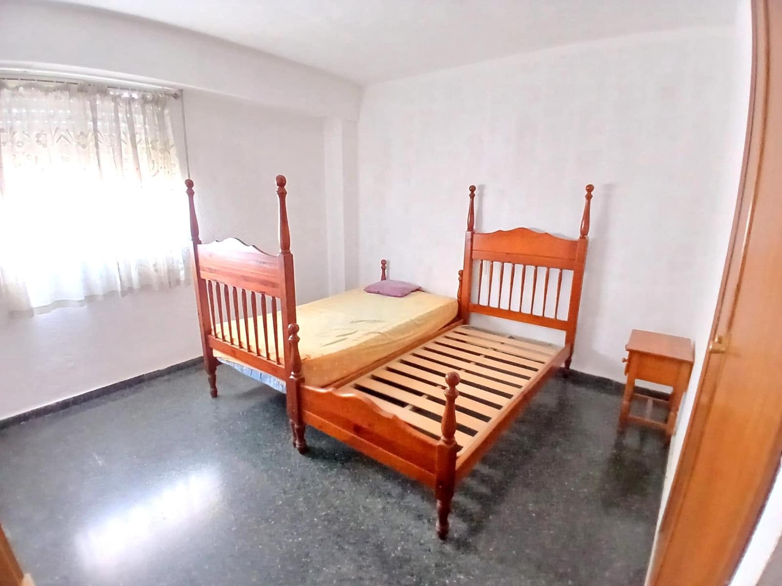 4 soverom Leilighet til salgs i Alberic - € 130 000 (Ref: 9822893)