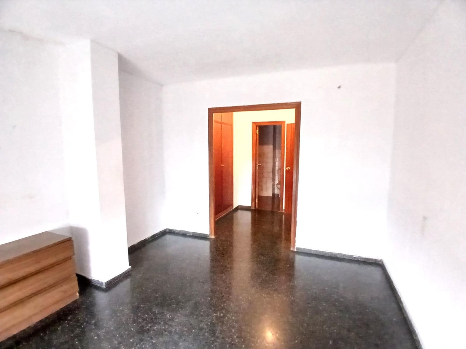 4 soverom Leilighet til salgs i Alberic - € 130 000 (Ref: 9822893)