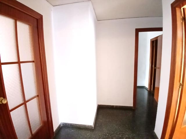 4 soverom Leilighet til salgs i Alberic - € 130 000 (Ref: 9822893)