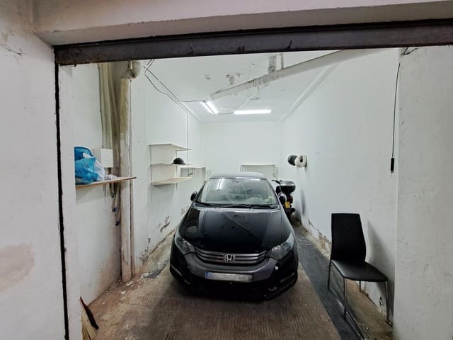 Garage til salg i Alzira - € 15.000 (Ref: 9829070)