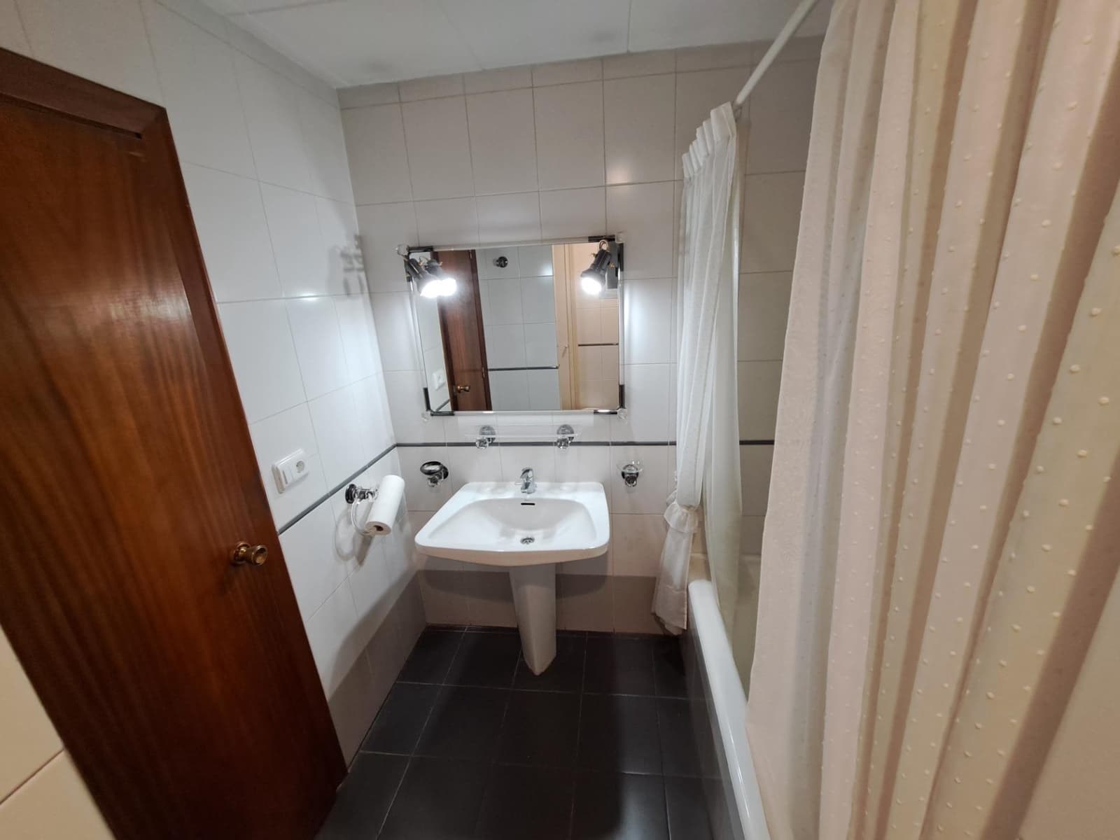4 bedroom Flat for sale in Alzira - € 225,000 (Ref: 9829072)
