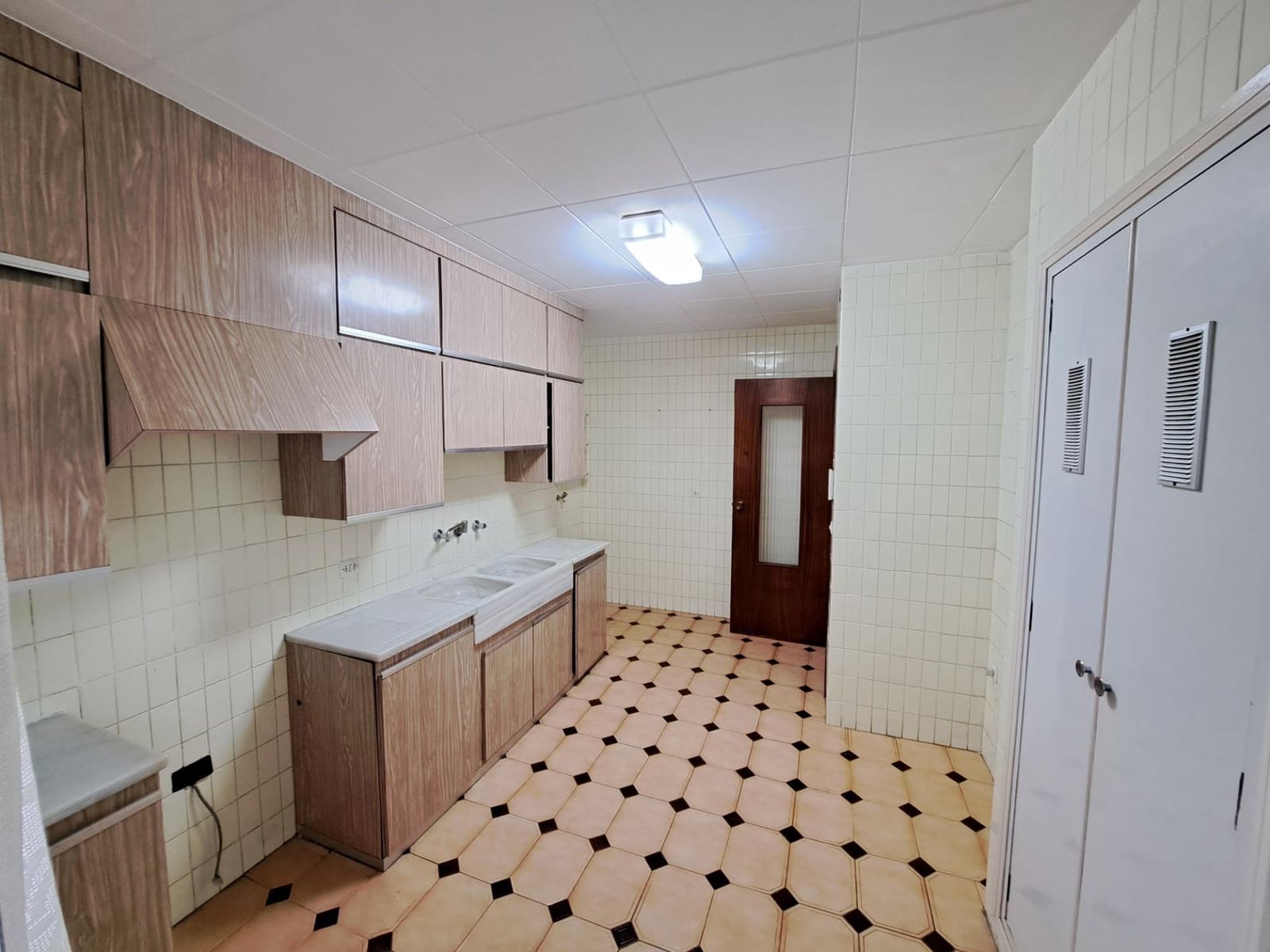4 bedroom Flat for sale in Alzira - € 225,000 (Ref: 9829072)