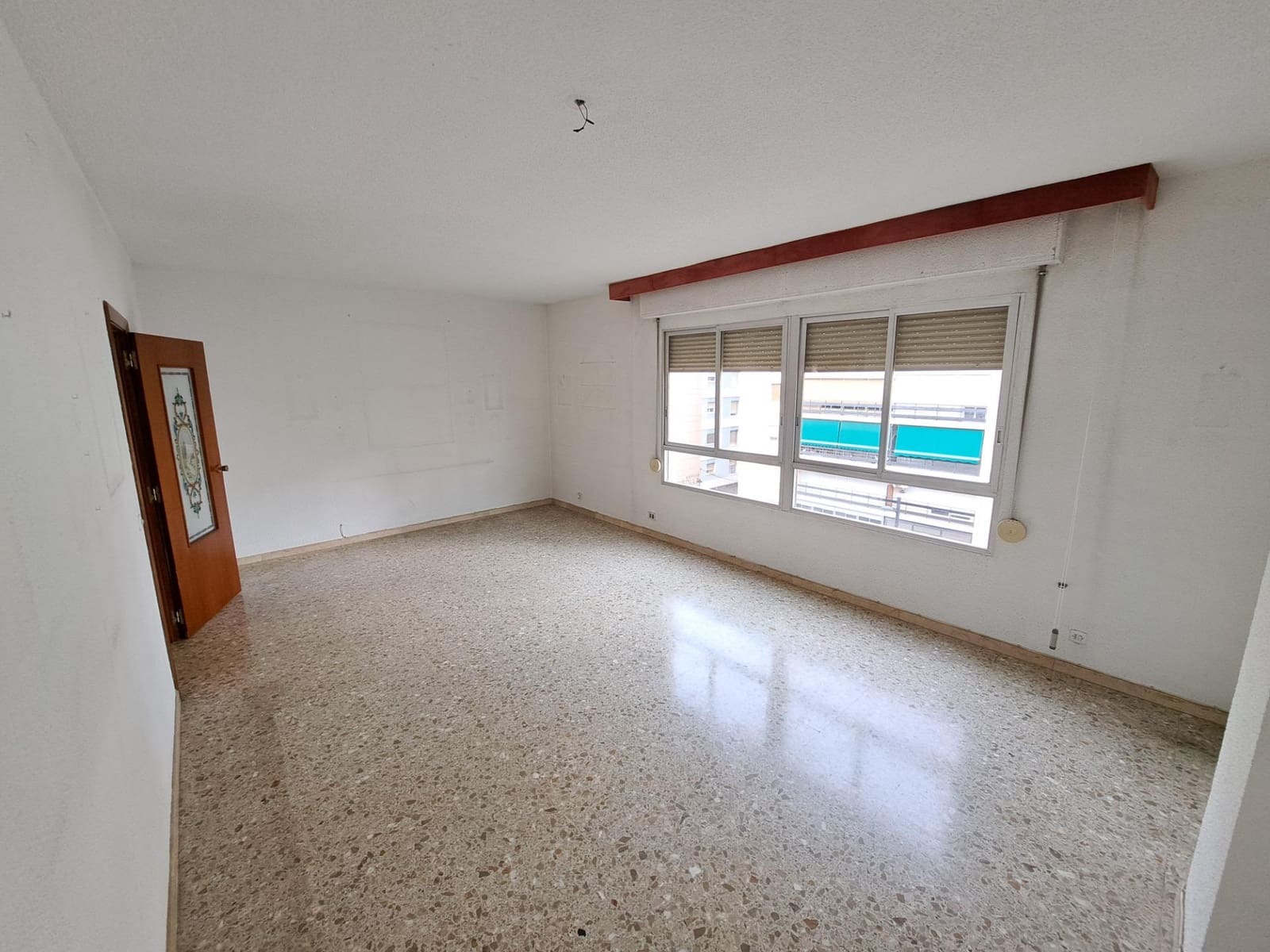 4 bedroom Flat for sale in Alzira - € 225,000 (Ref: 9829072)
