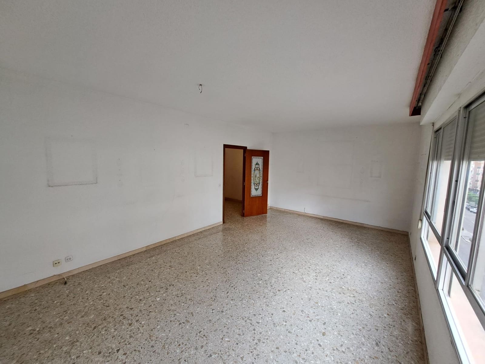 4 bedroom Flat for sale in Alzira - € 225,000 (Ref: 9829072)