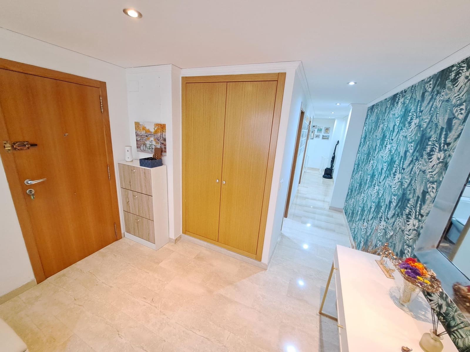 3 bedroom Flat for sale in Alzira - € 188,000 (Ref: 9831324)