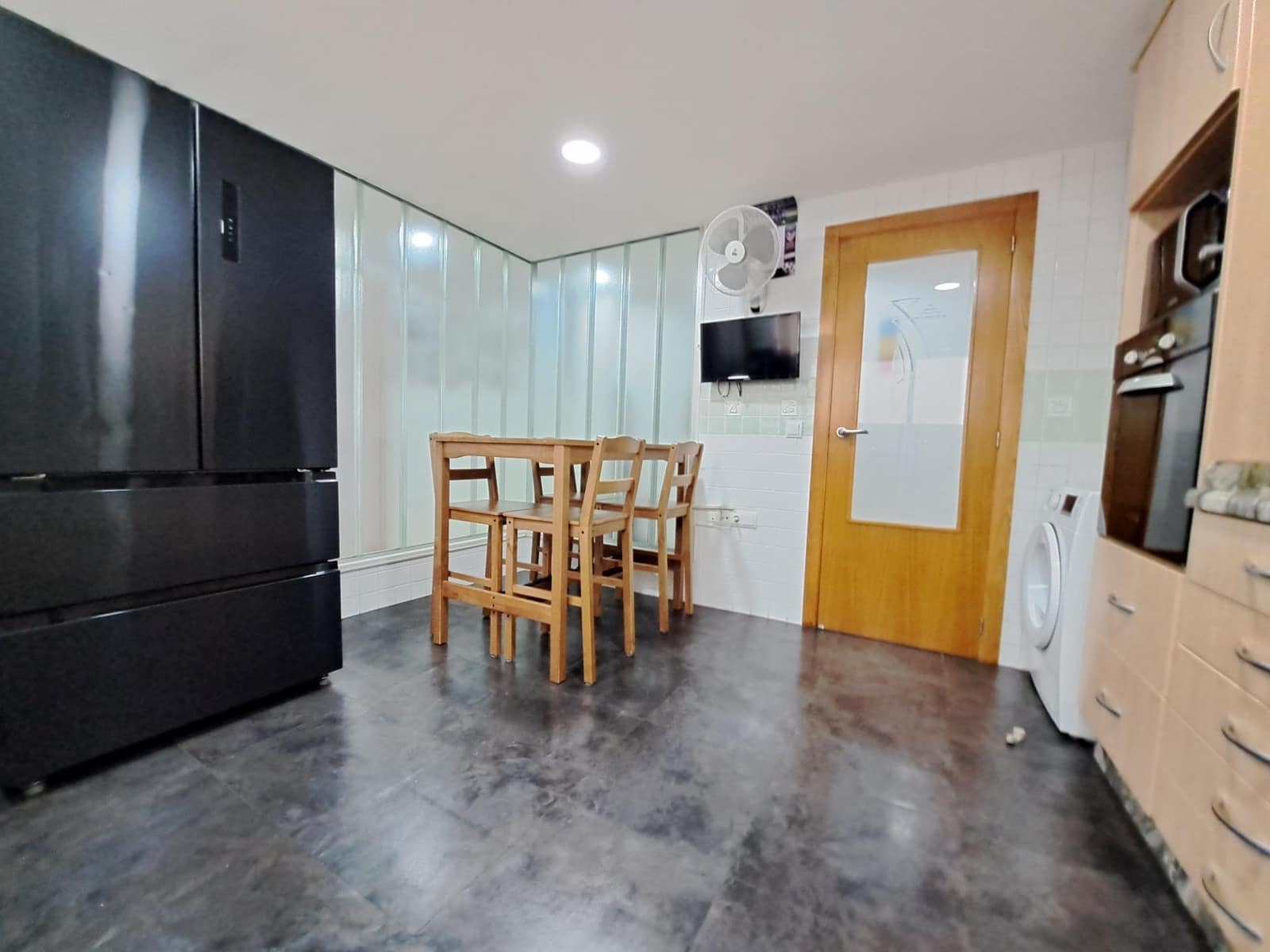 3 bedroom Flat for sale in Alzira - € 188,000 (Ref: 9831324)