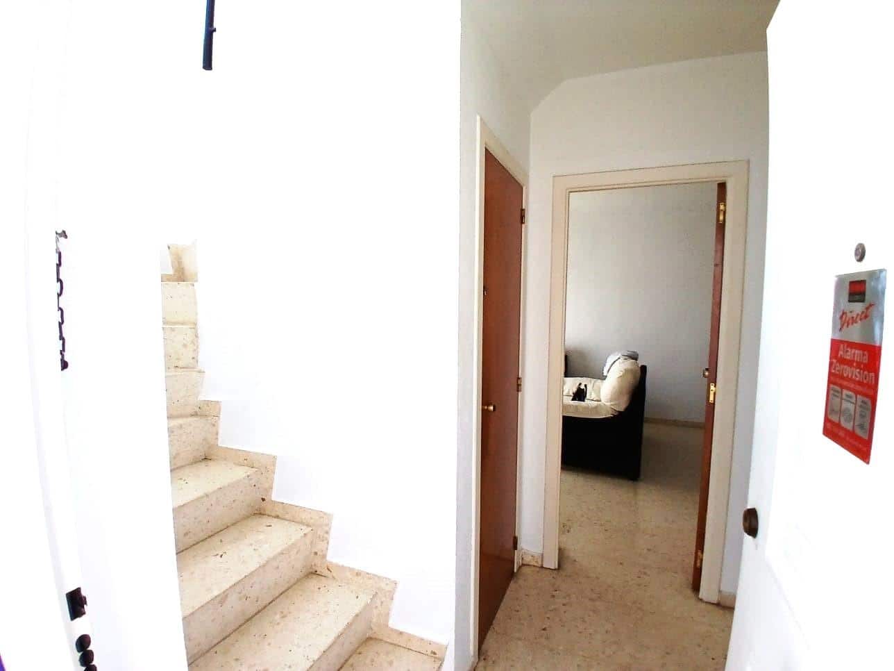 3 bedroom Townhouse for sale in Carcer with garage - € 89,000 (Ref: 9839227)