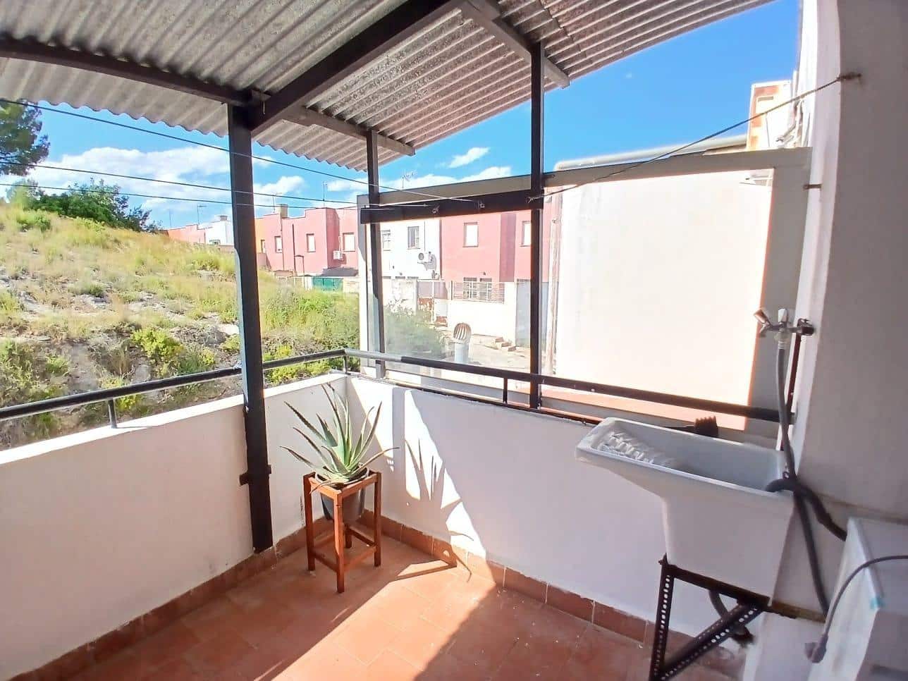 3 bedroom Townhouse for sale in Carcer with garage - € 89,000 (Ref: 9839227)