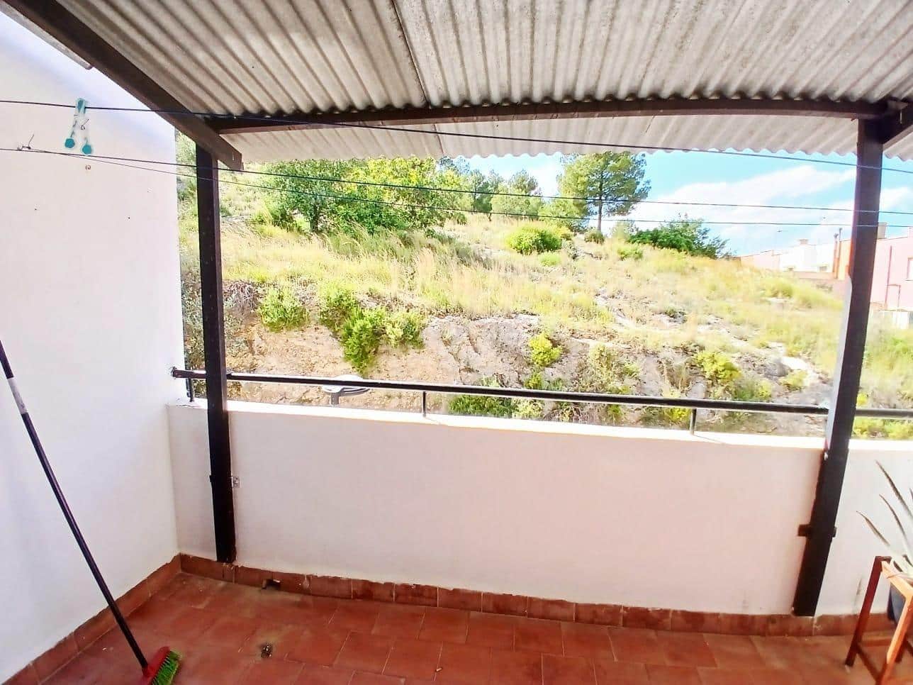 3 bedroom Townhouse for sale in Carcer with garage - € 89,000 (Ref: 9839227)