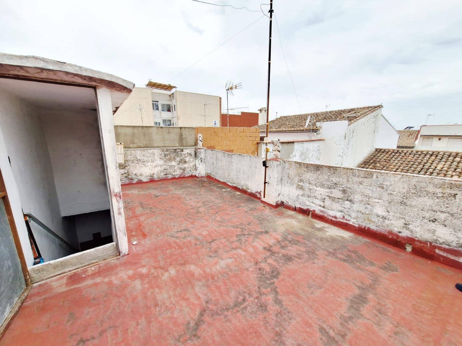 5 sypialnia Dom na sprzedaż w Carcaixent z garażem - 180 000 € (Ref: 9839228)