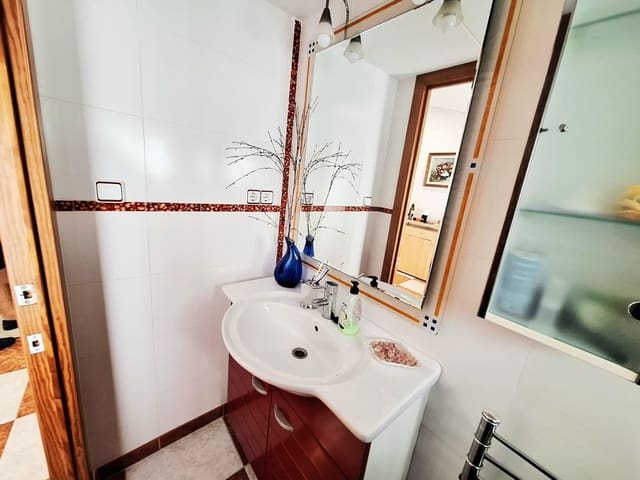 5 quarto Casa em Banda para venda em Carcaixent com garagem - 180 000 € (Ref: 9839228)
