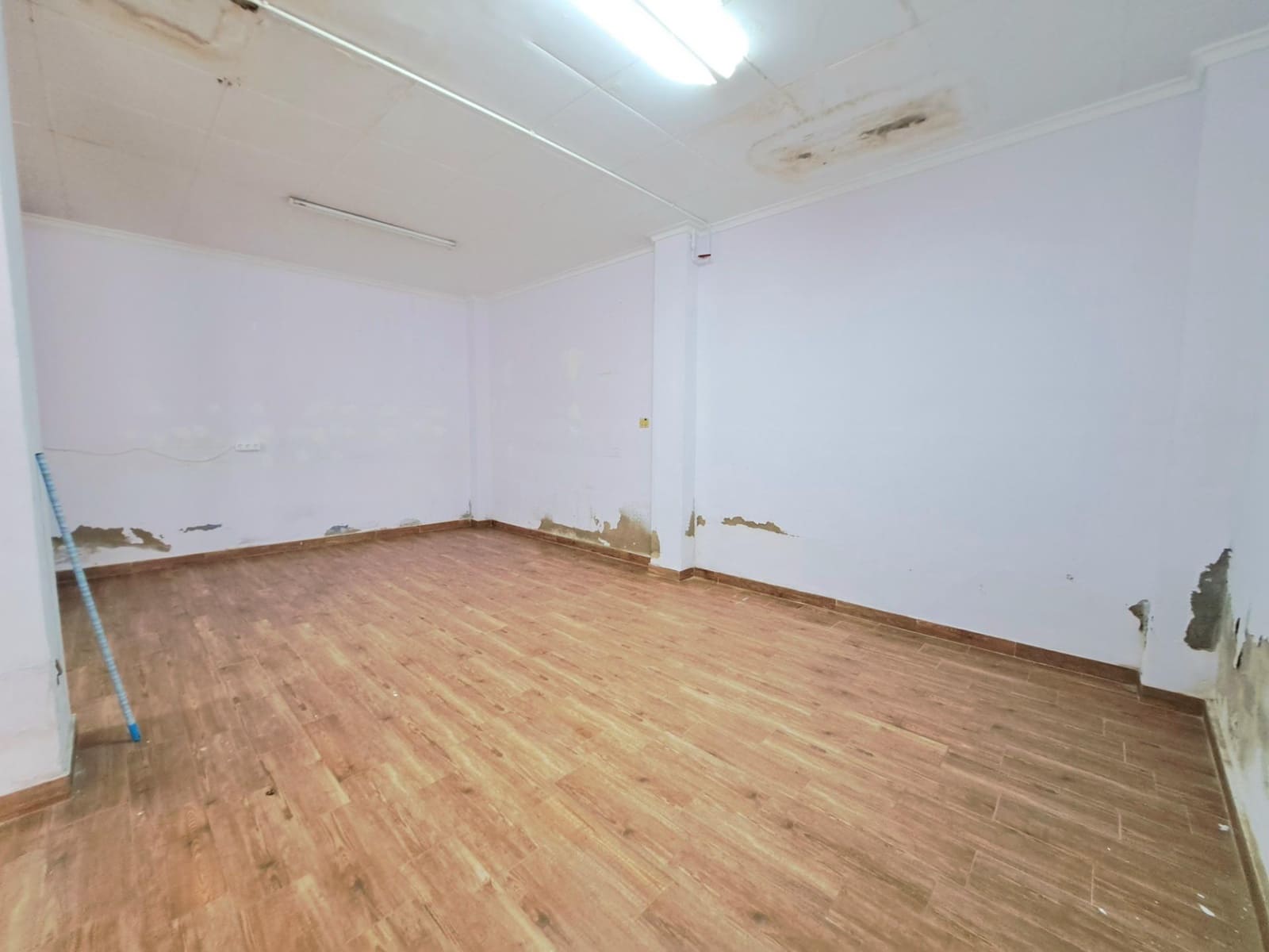 Local Comercial en Masalavés en venta - 59.800 € (Ref: 9843367)