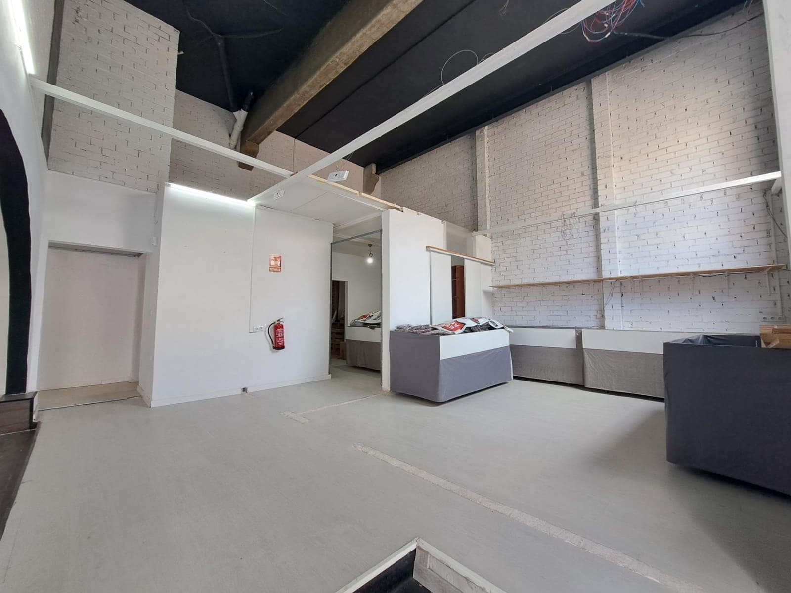 Local Comercial en Alzira en alquiler - 900 € (Ref: 9843368)