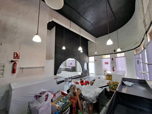 Local Comercial en Alzira en alquiler - 900 € (Ref: 9843368)