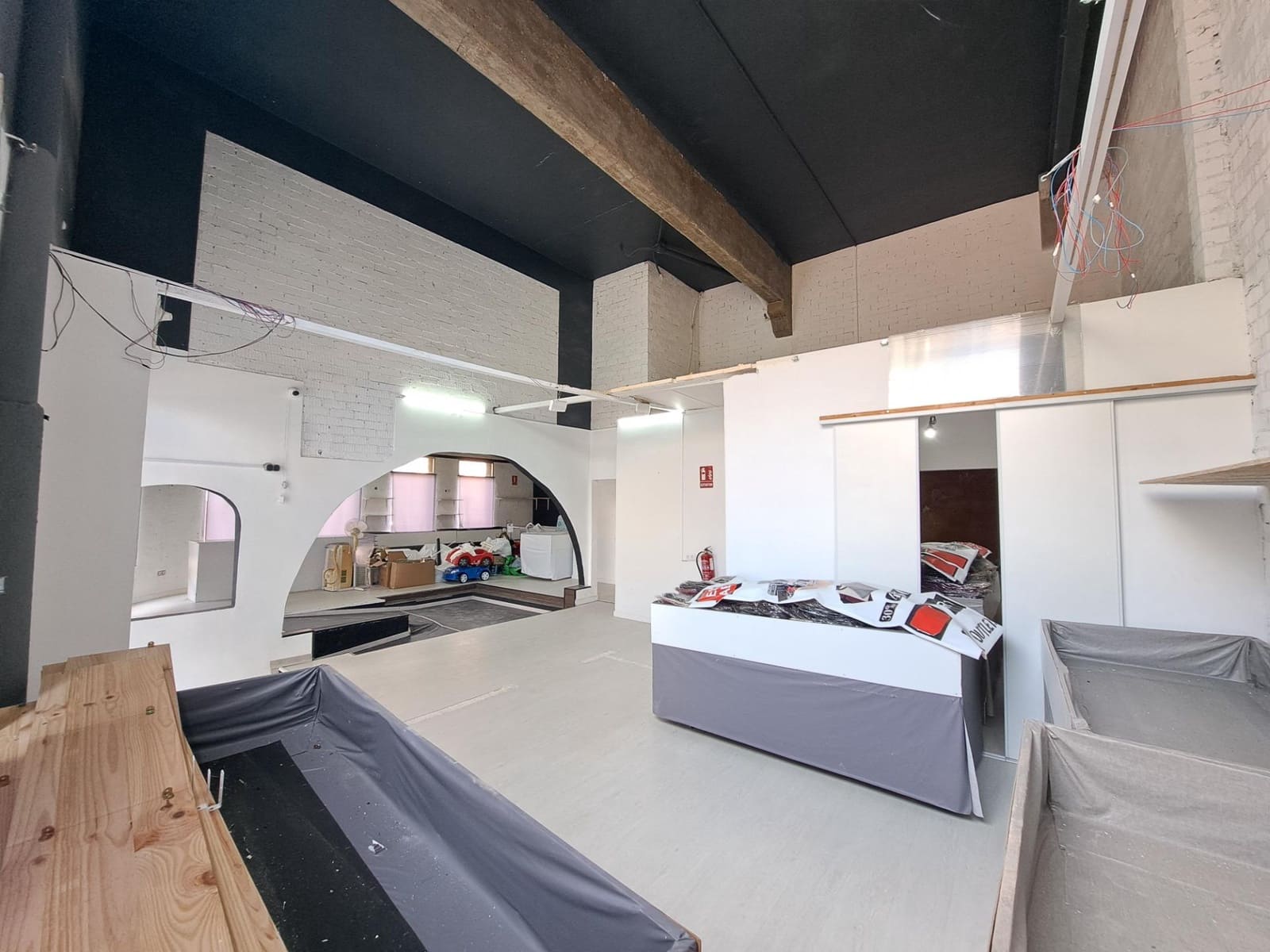 Local Comercial en Alzira en alquiler - 900 € (Ref: 9843368)