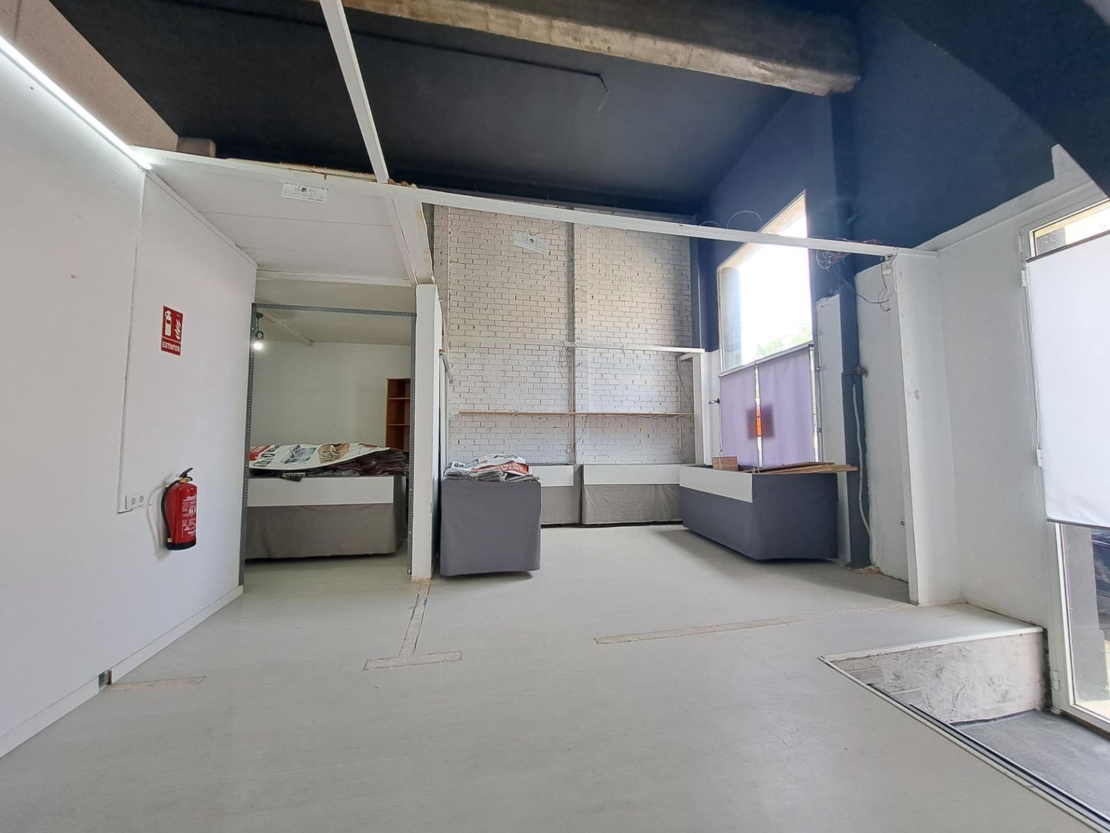 Local Comercial en Alzira en alquiler - 900 € (Ref: 9843368)