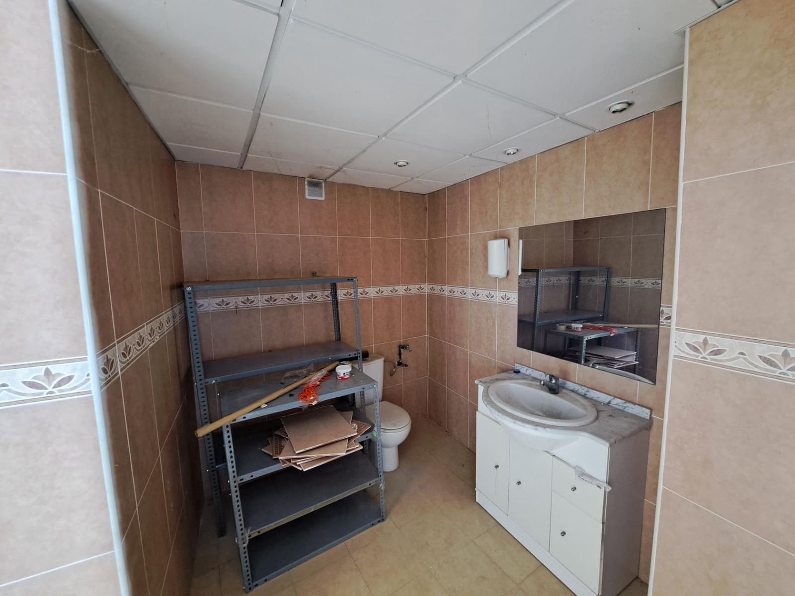 Local Comercial en Alzira en alquiler - 900 € (Ref: 9843368)